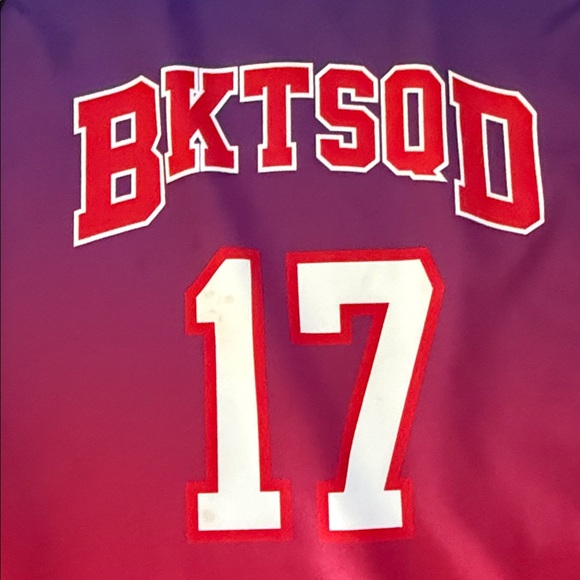 🎄Bucket-squad Set! Jesser’s brand. 🏀❤️ - Picture 5 of 7